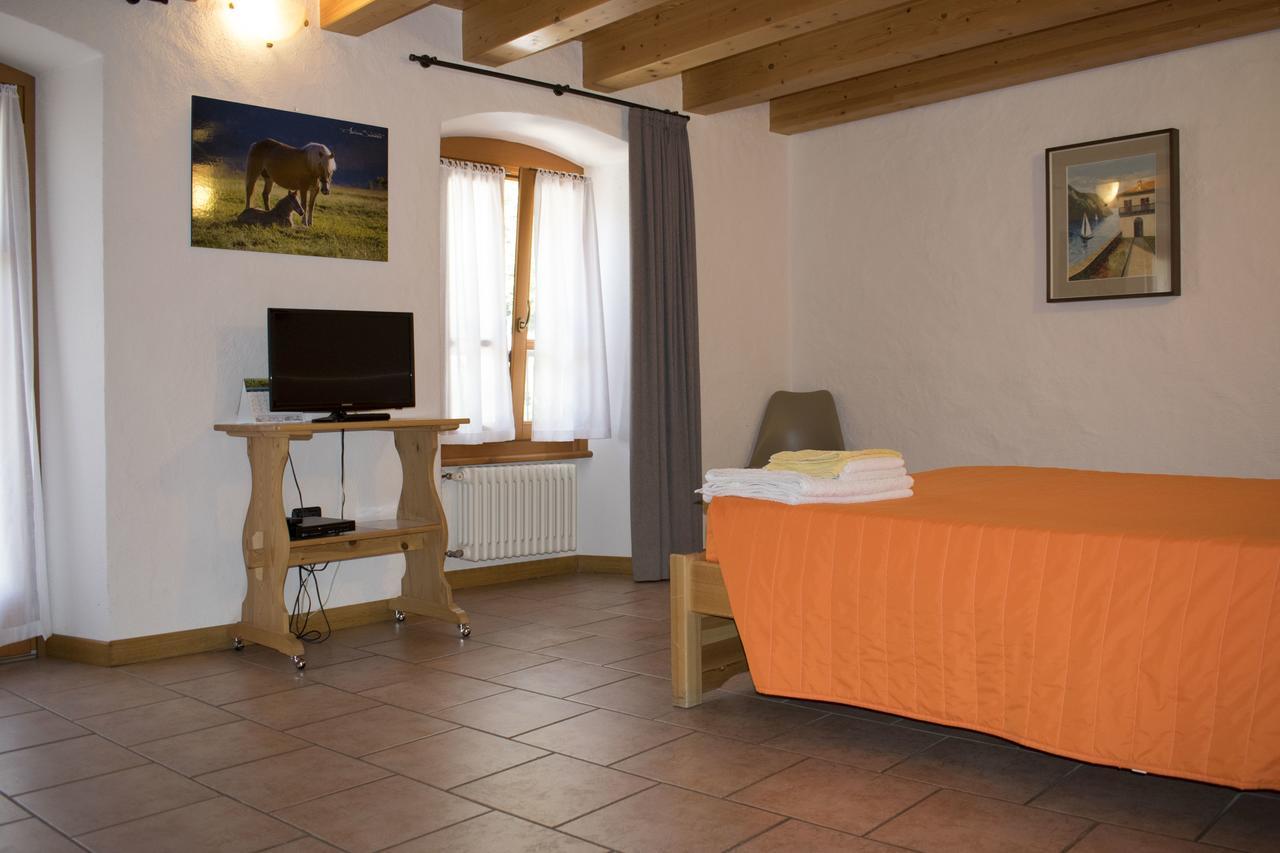 Italo-Svizzero Hotel Chiavenna Exterior foto
